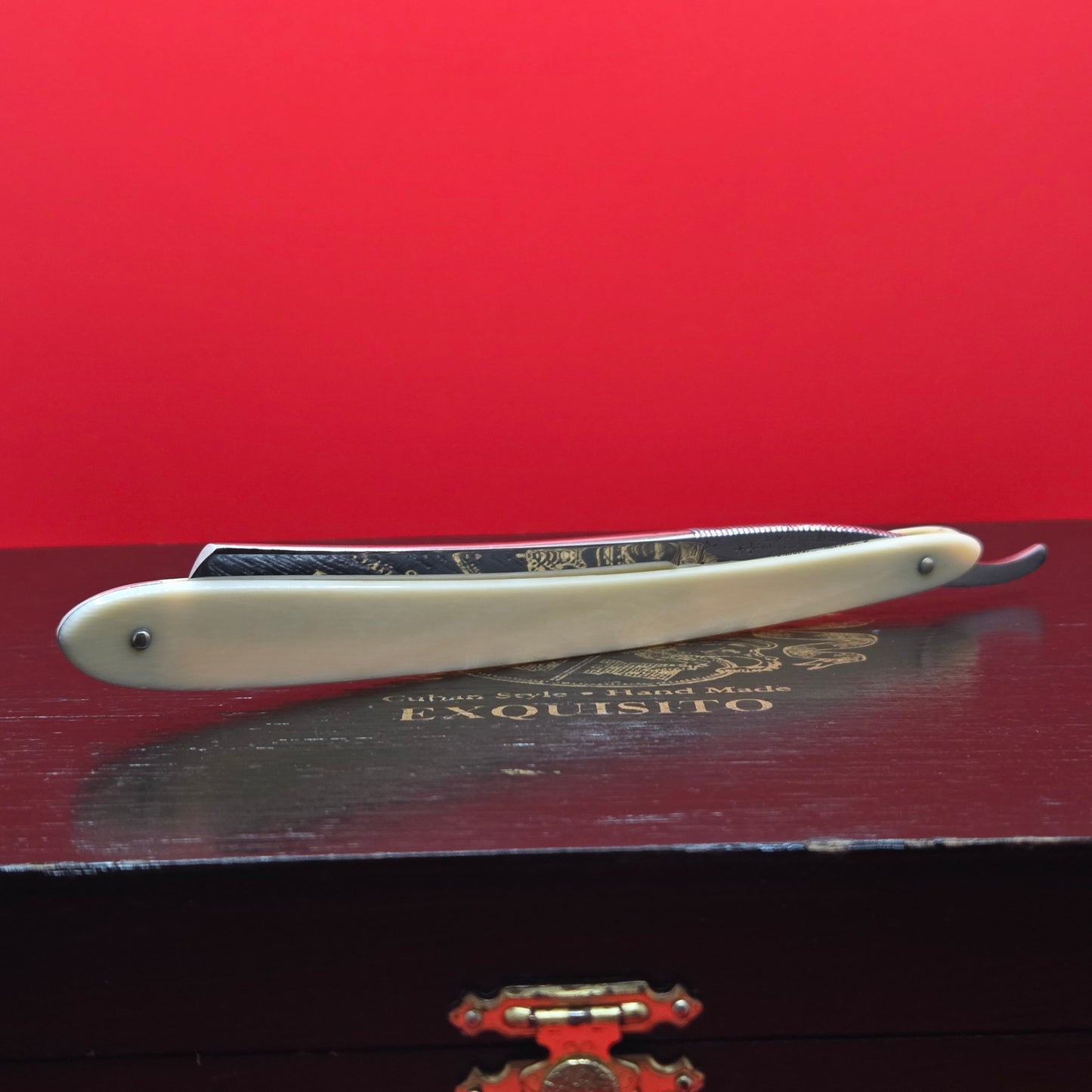 1/2 Joseph Rodgers & Sons. Sheffield Razor. Read Description.