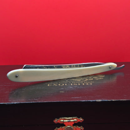 1/2 Joseph Rodgers & Sons. Sheffield Razor. Read Description.