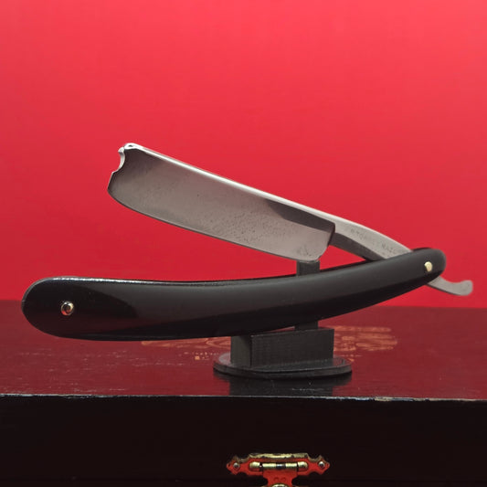 Vintage/Antique 11/16 J.R. Torrey Razor. Worcester Mass. Original.