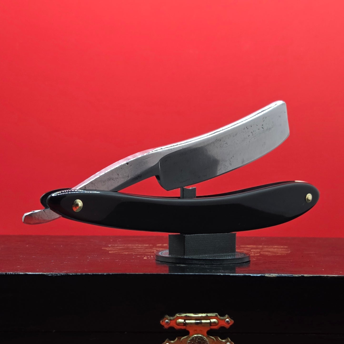 Vintage/Antique 13/16 F Fenney TALLY HO. Sheffield Razor. Restored.