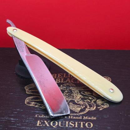 13/16 W. Hawcfort & Sons, Sheffield Razor. Shave ready.