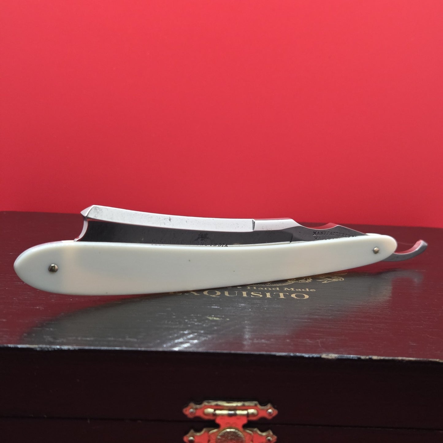Vintage/Antique Rare 7/8 Wade & Butcher, Sheffield Straight Razor. Shave ready.