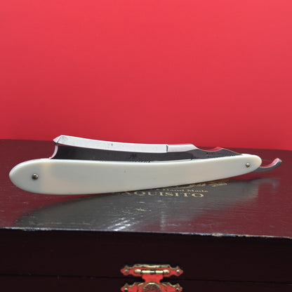 Vintage/Antique Rare 7/8 Wade & Butcher, Sheffield Straight Razor. Shave ready.