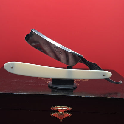 Vintage/Antique Rare 7/8 Wade & Butcher, Sheffield Straight Razor. Shave ready.