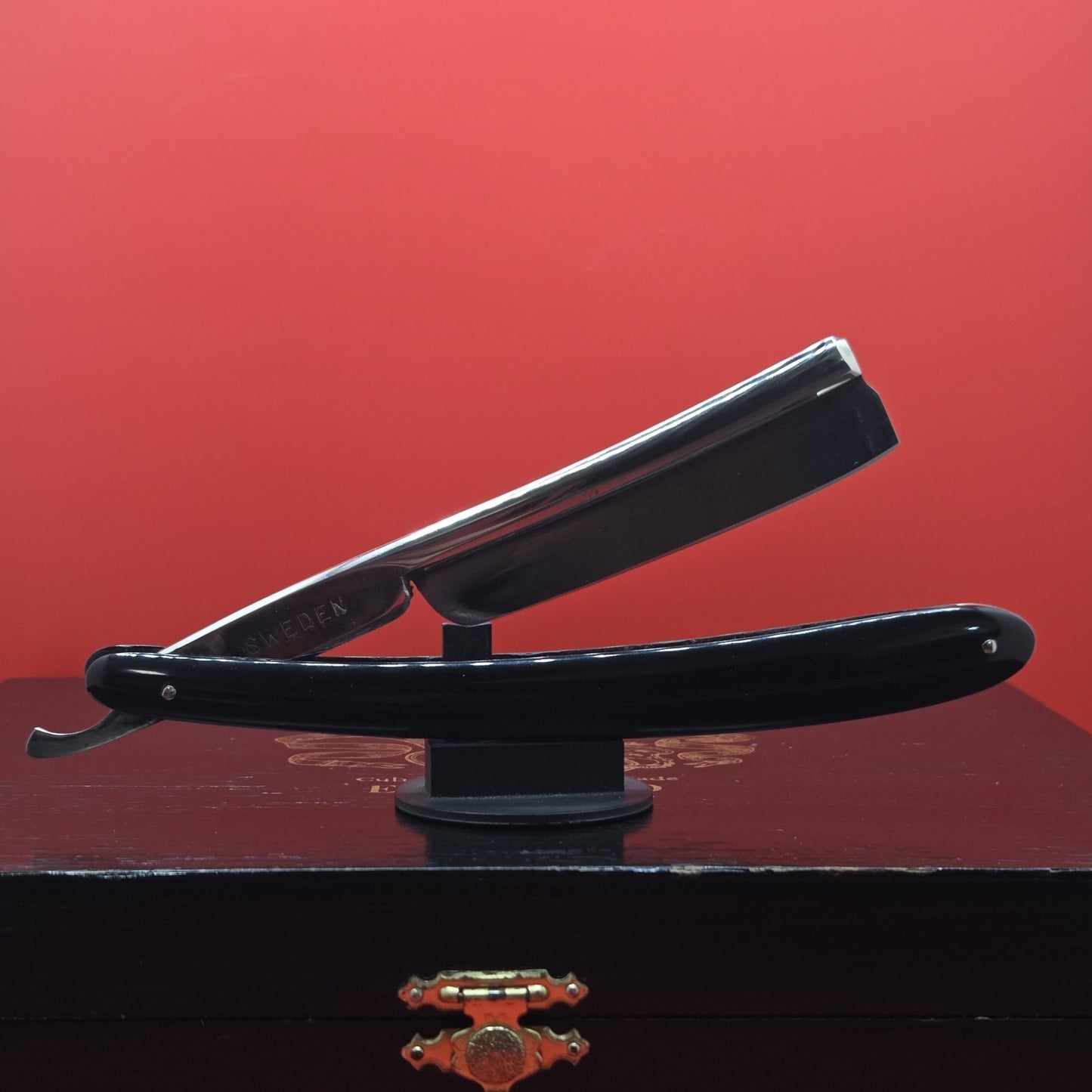 13/16+ JOH ENGSTROM, Eskilstuna Straight Razor. Shave ready.