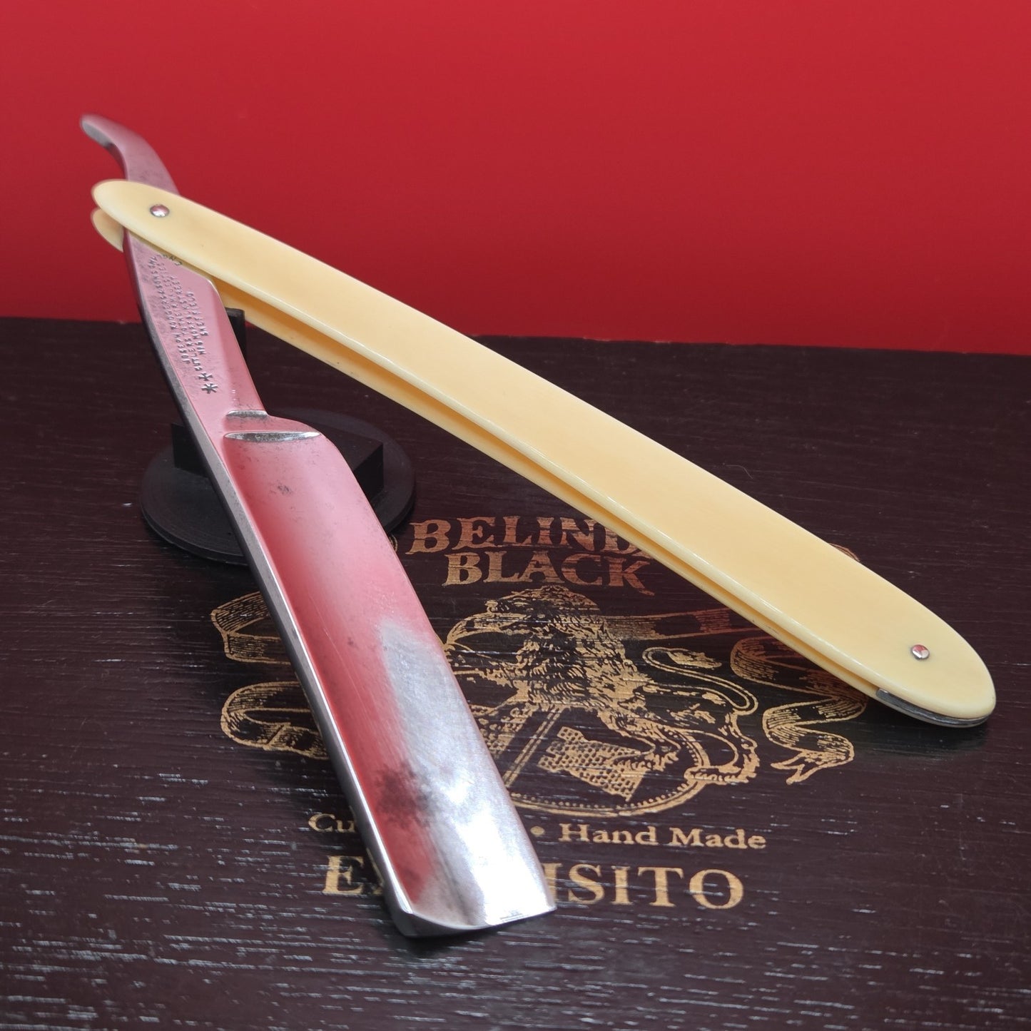 3/4 Joseph Rodgers & Sons. Sheffield Razor. Shave ready.