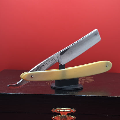 3/4 Joseph Rodgers & Sons. Sheffield Razor. Shave ready.