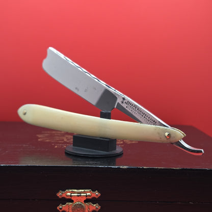13/16 Joseph Rodgers & Sons. Sheffield Razor. Shave ready.