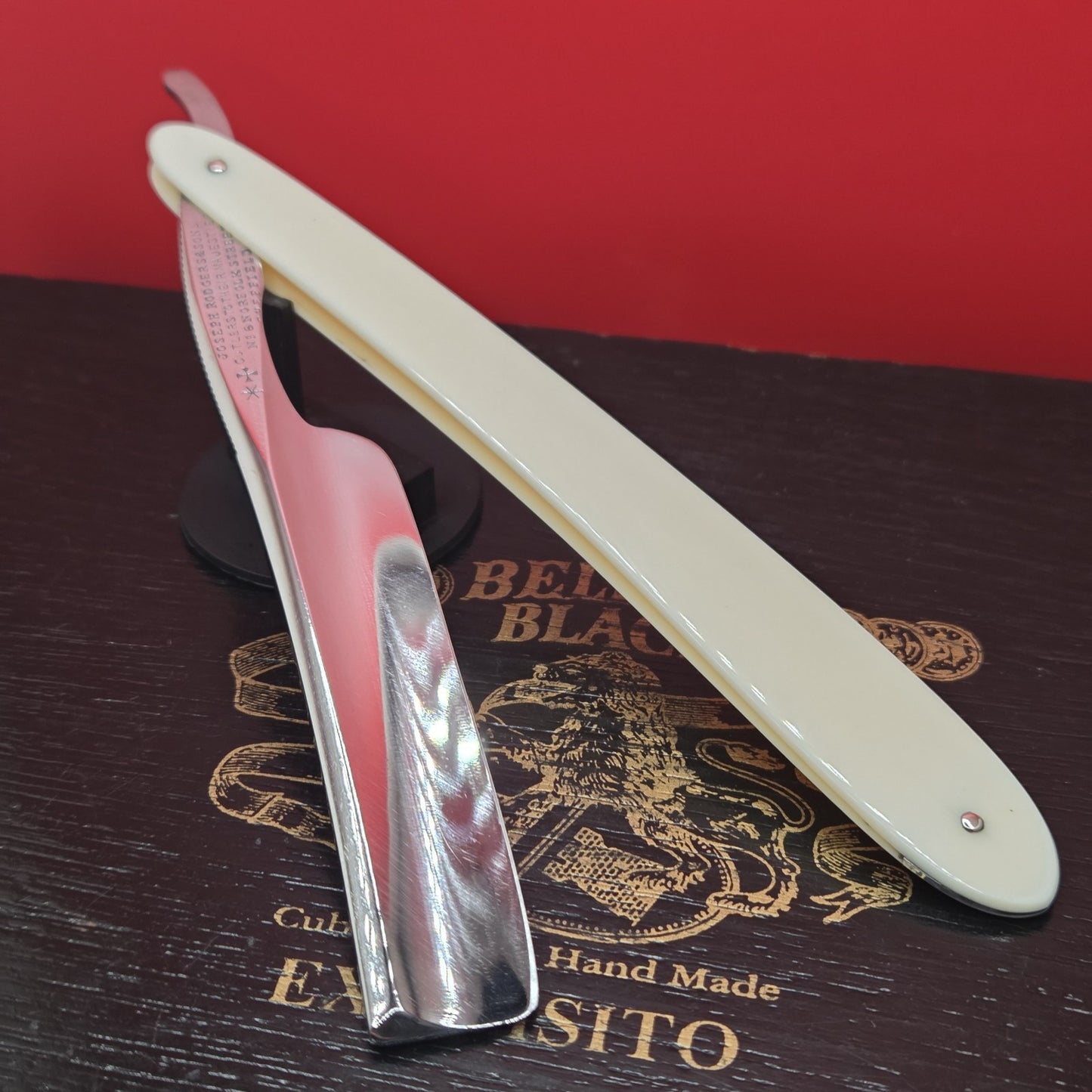 Vintage/Antique 3/4 Joseph Rodgers & Sons. Sheffield Razor. Shave ready.