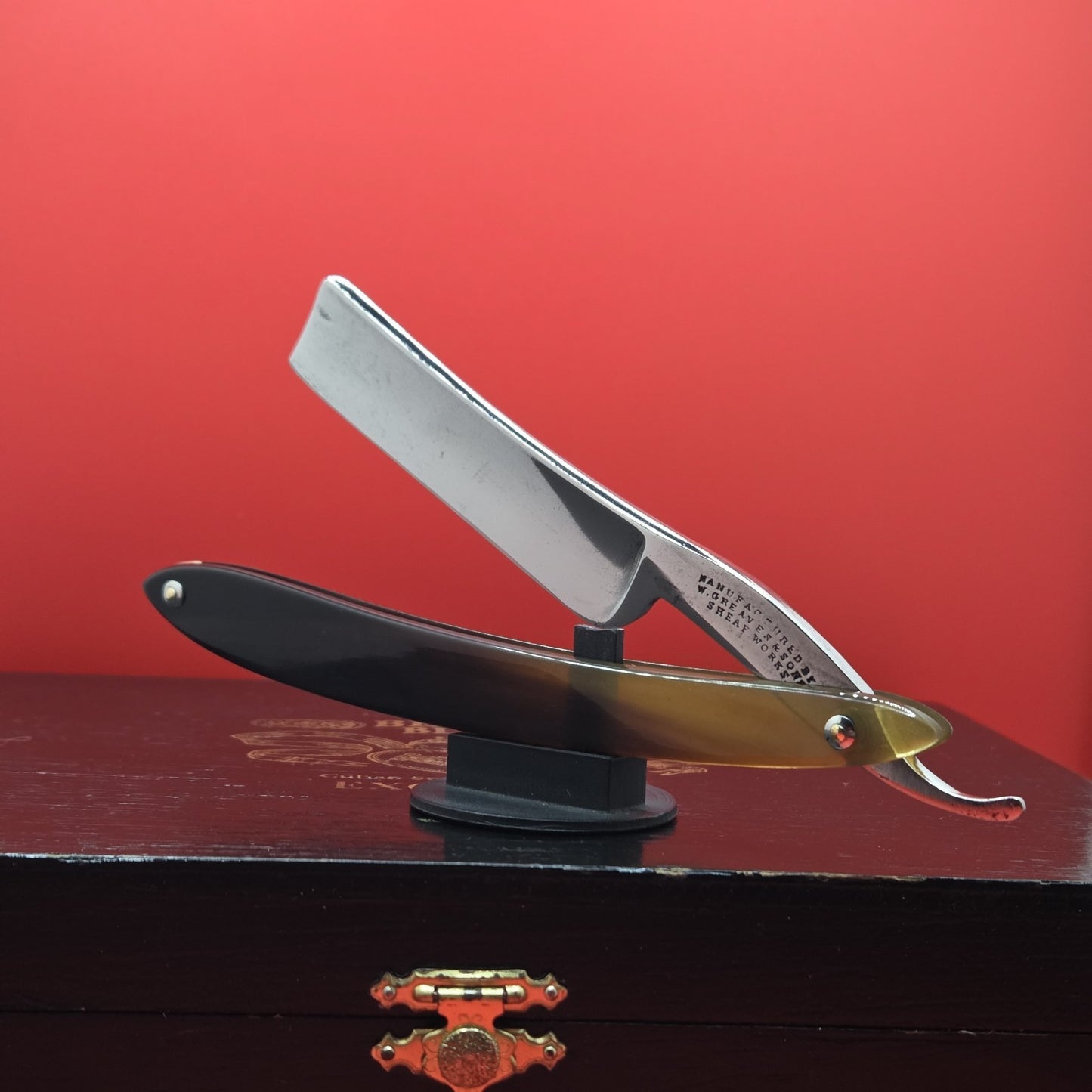 3/4 W Greaves & Sons. Sheffield Razor. Shave ready
